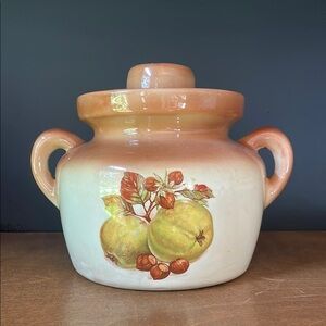 Elegant Cream and Tan Ceramic McCoy cookie jar /pot